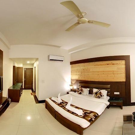 Namaskar Residency Hotell Amritsar Exteriör bild