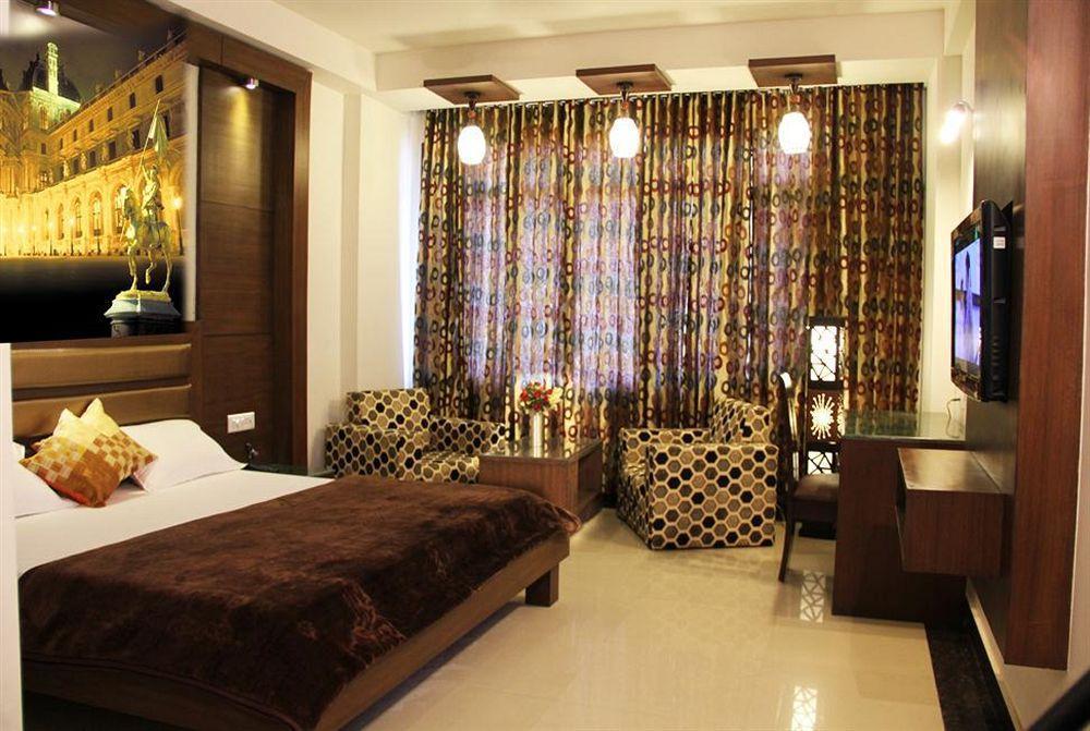 Namaskar Residency Hotell Amritsar Exteriör bild