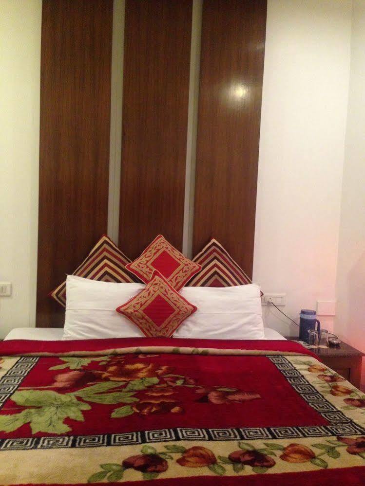 Namaskar Residency Hotell Amritsar Exteriör bild