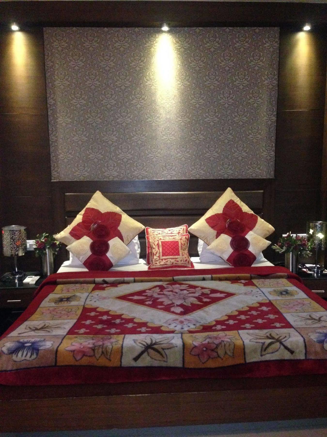 Namaskar Residency Hotell Amritsar Exteriör bild