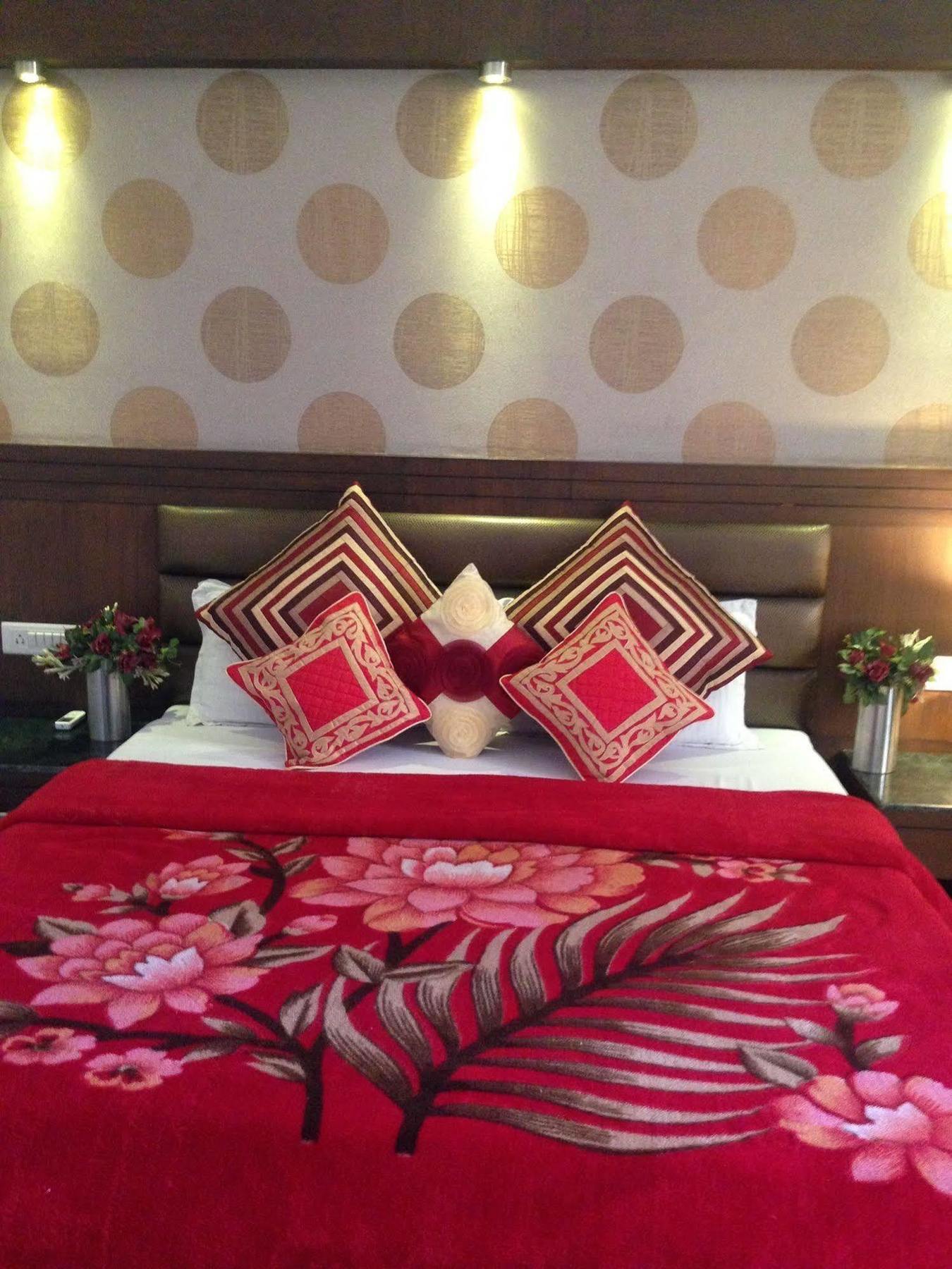 Namaskar Residency Hotell Amritsar Exteriör bild